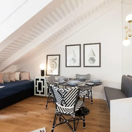 Flh Restauradores Amazing Flat With View Appartamento Lisbona